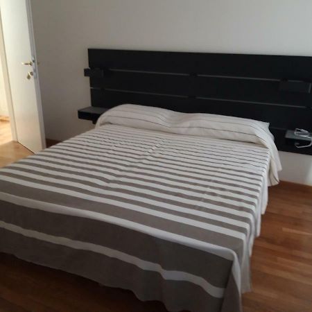 Al 106 Hotel Trieste Luaran gambar