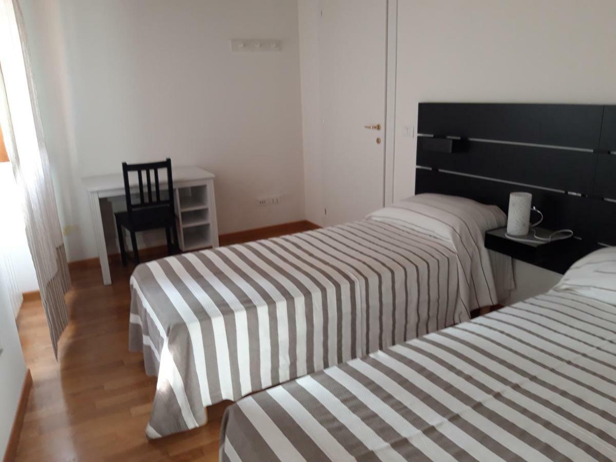 Al 106 Hotel Trieste Luaran gambar