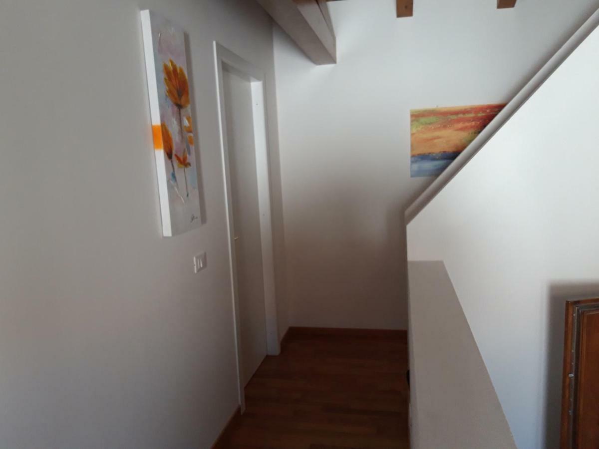 Al 106 Hotel Trieste Luaran gambar